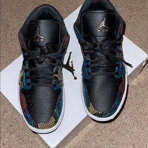 Women’s air jordan 1 low